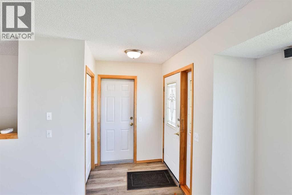 105 Aspen Way — photo 3
