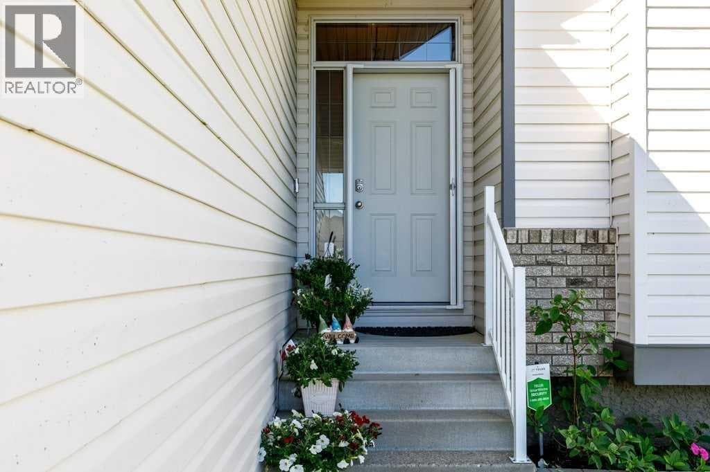 59 Langford Crescent — photo 3