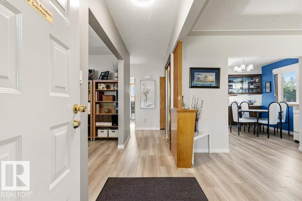 10235 74 ST NW — photo 5
