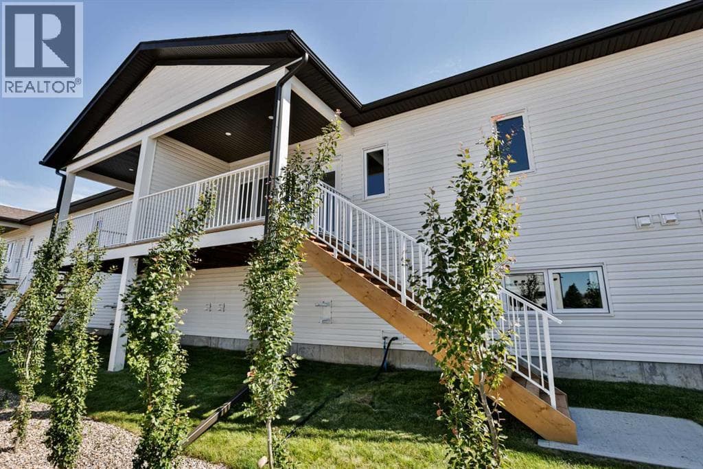 425 Meadowlark Way — photo 2