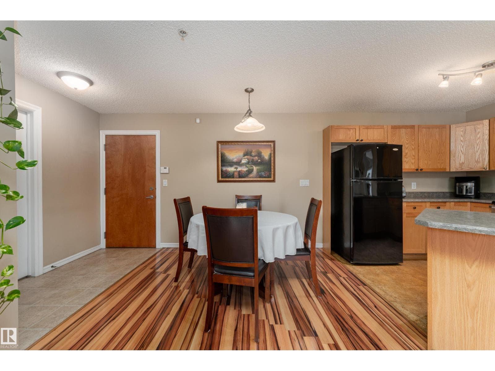 #103 13710 150 AV NW — photo 3