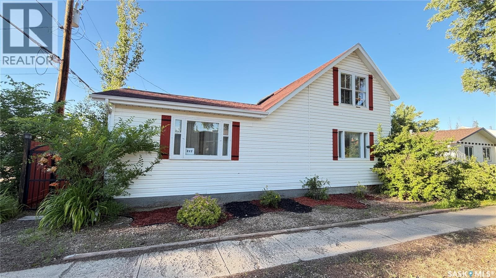 217 2nd AVENUE