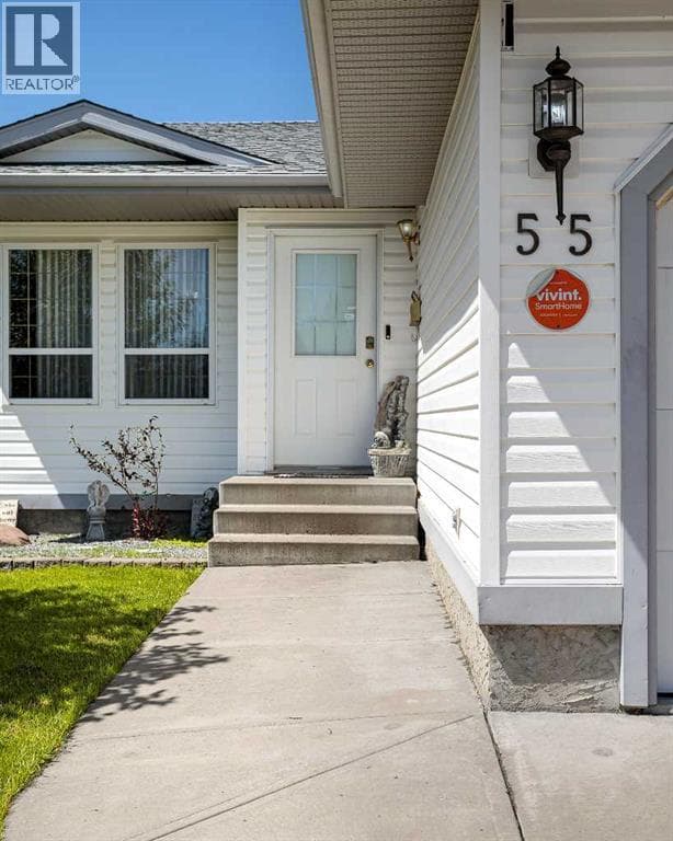 55 Edgewood Drive — photo 2