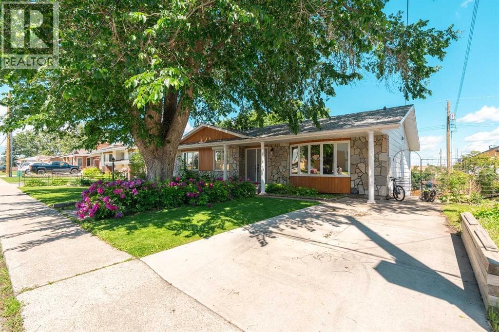 645 21 Street — photo 3