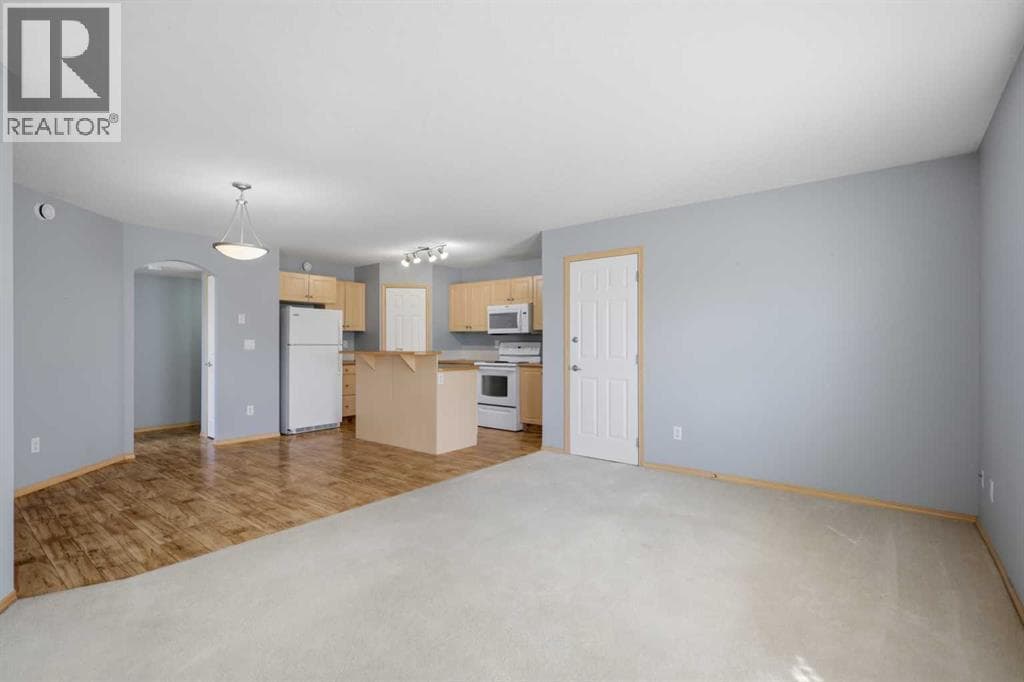 48, 33 Jennings Crescent — photo 3