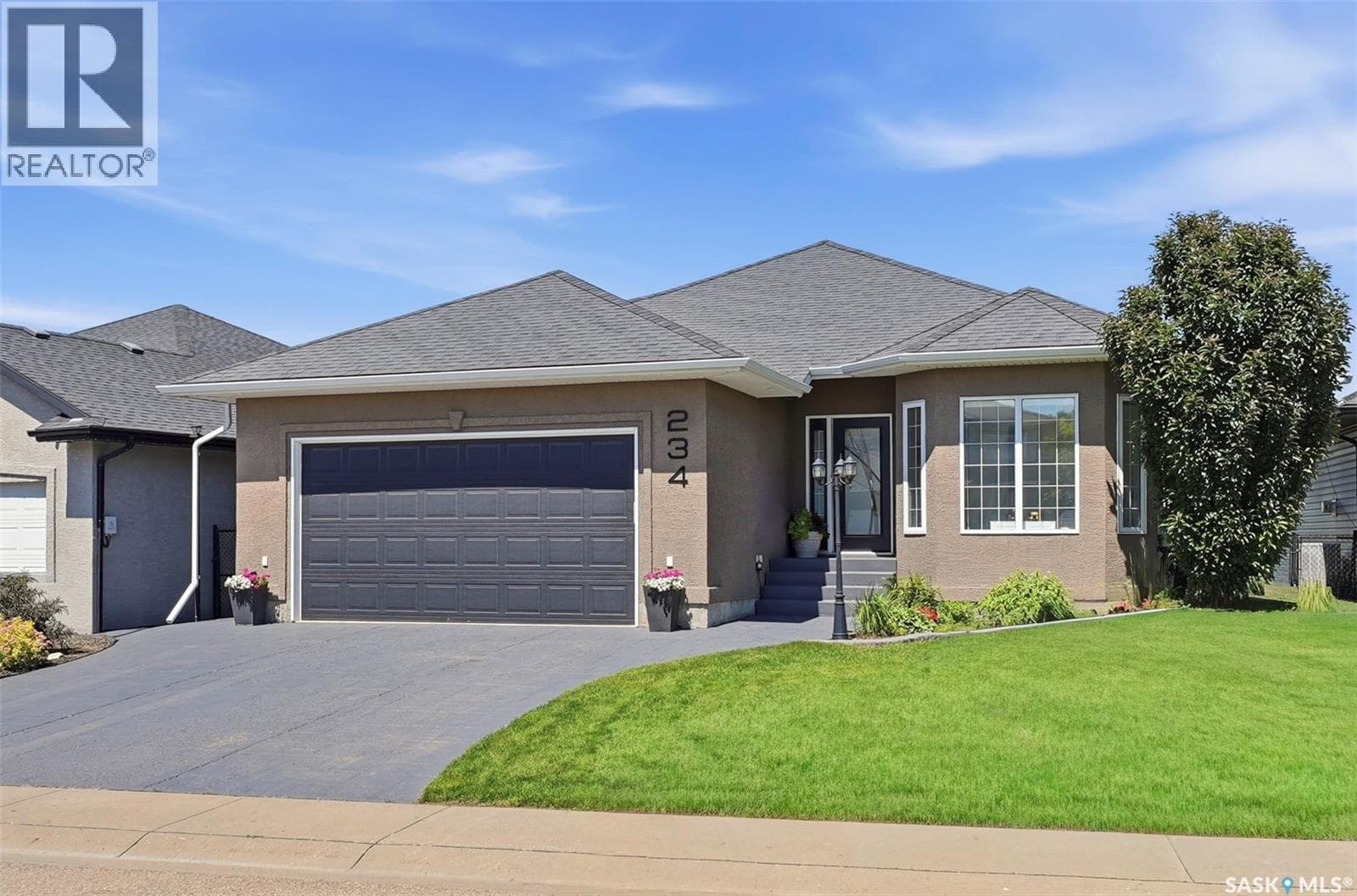 234 Denham CRESCENT