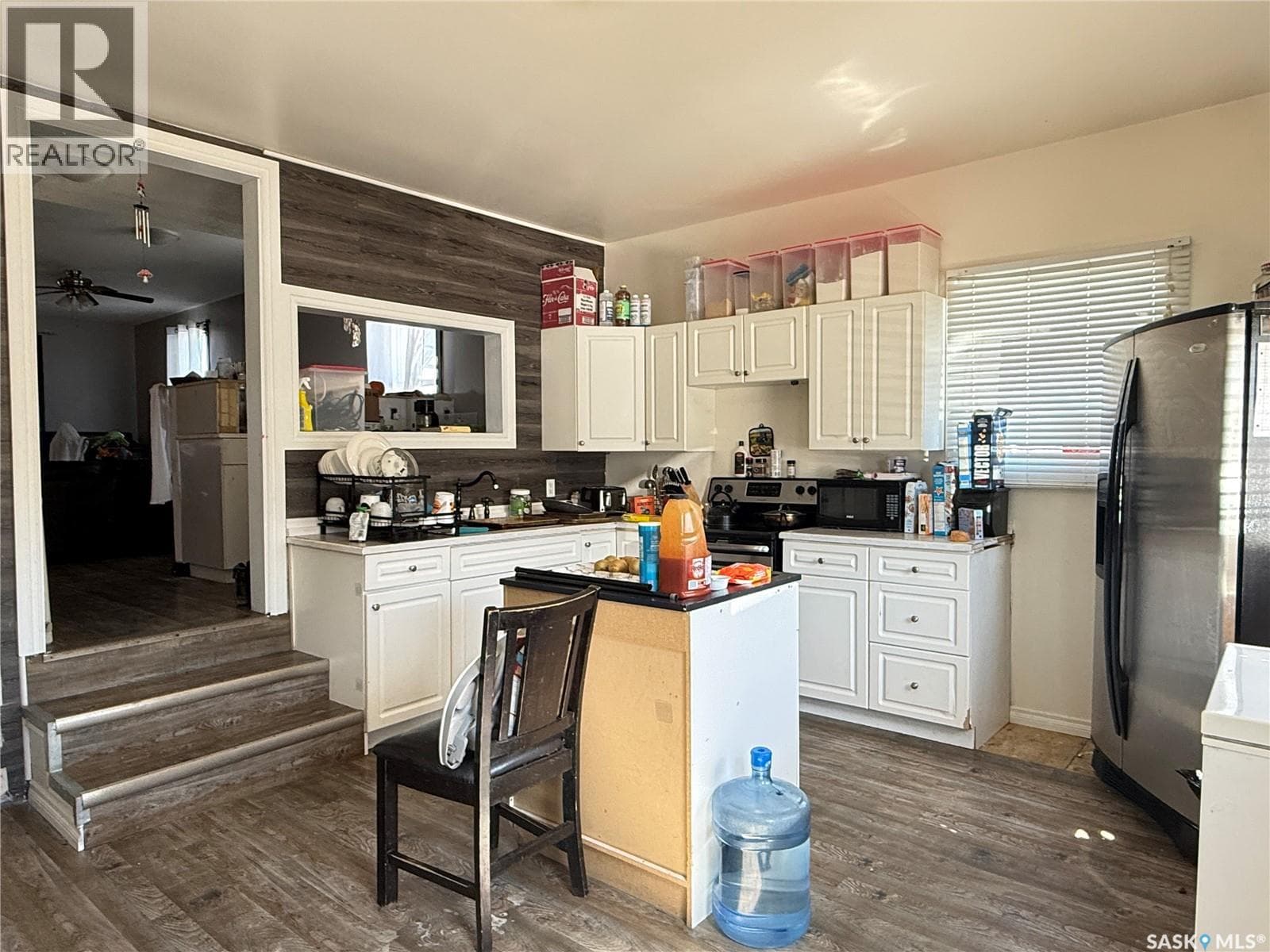 707 Railway AVENUE — photo 4