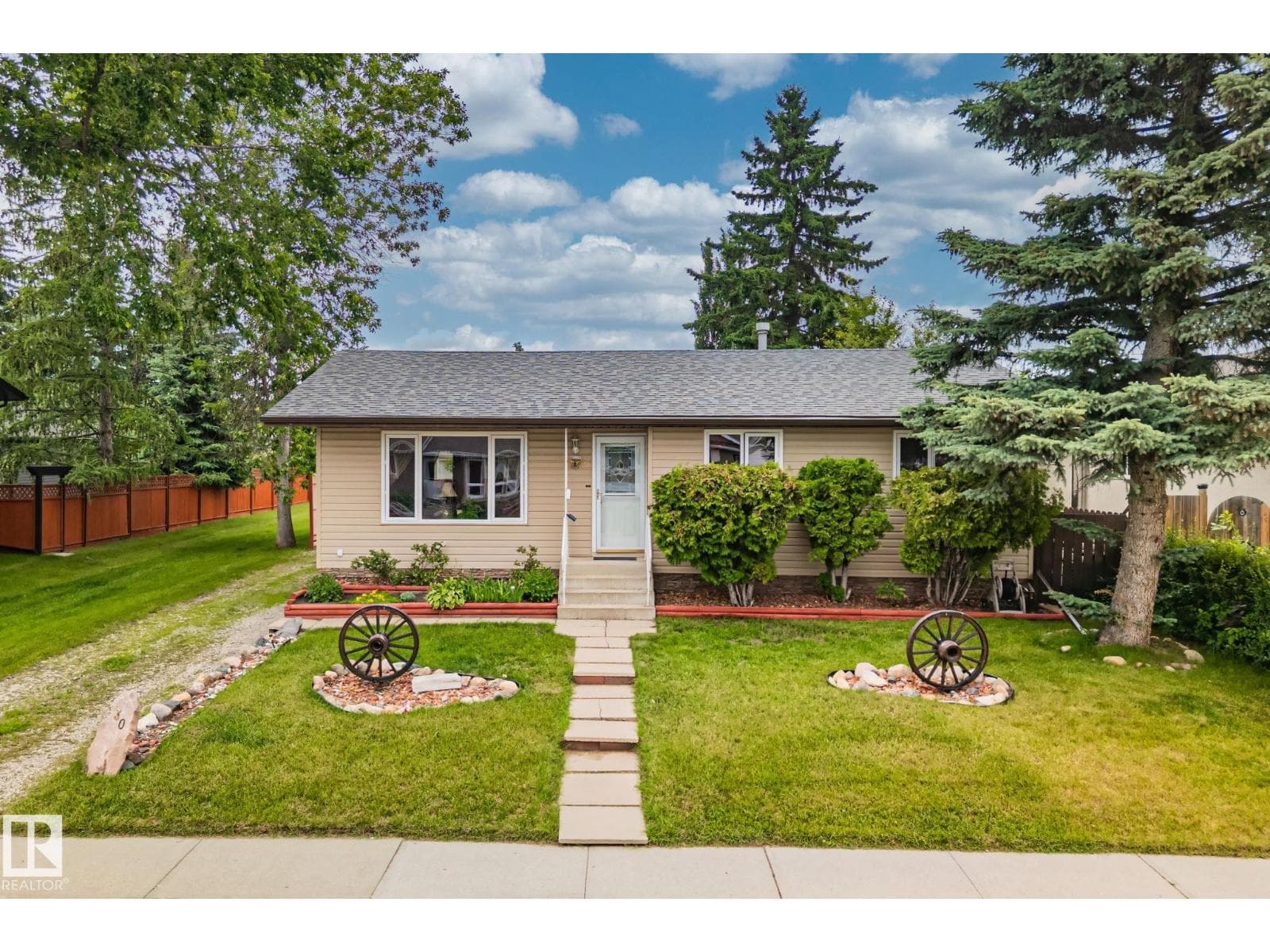 30 GARDEN VALLEY DR