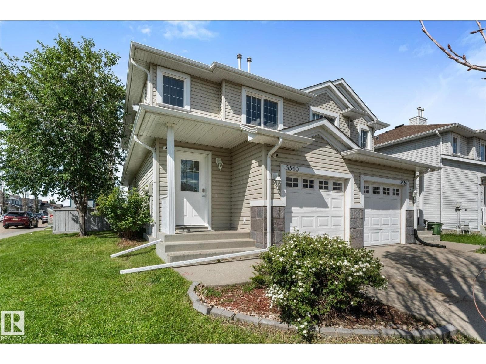 5540 163 AV NW — photo 4