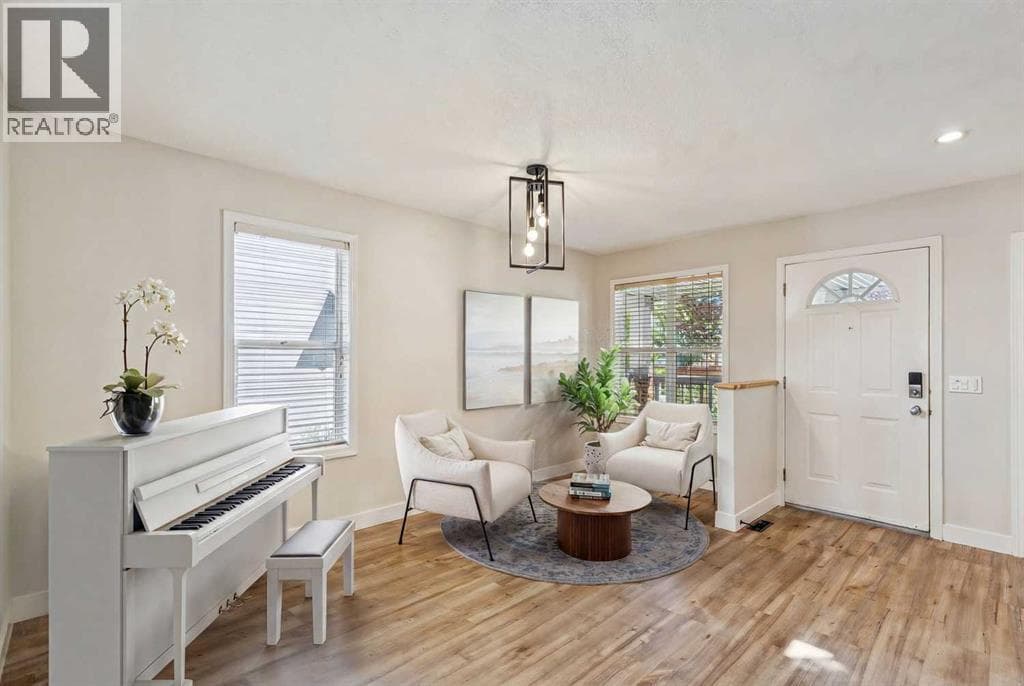 225 West Lakeview Drive — photo 5