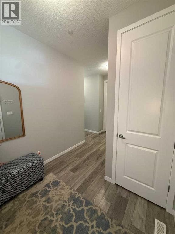 198 Howse Drive NE — photo 4