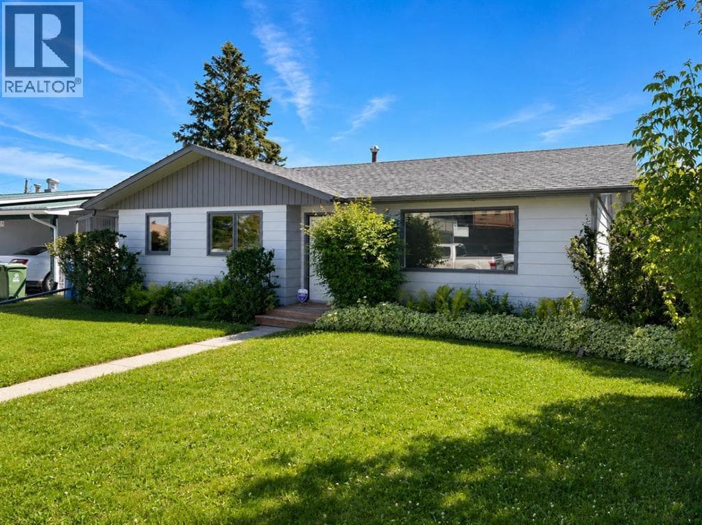 5035 48 Street — photo 2