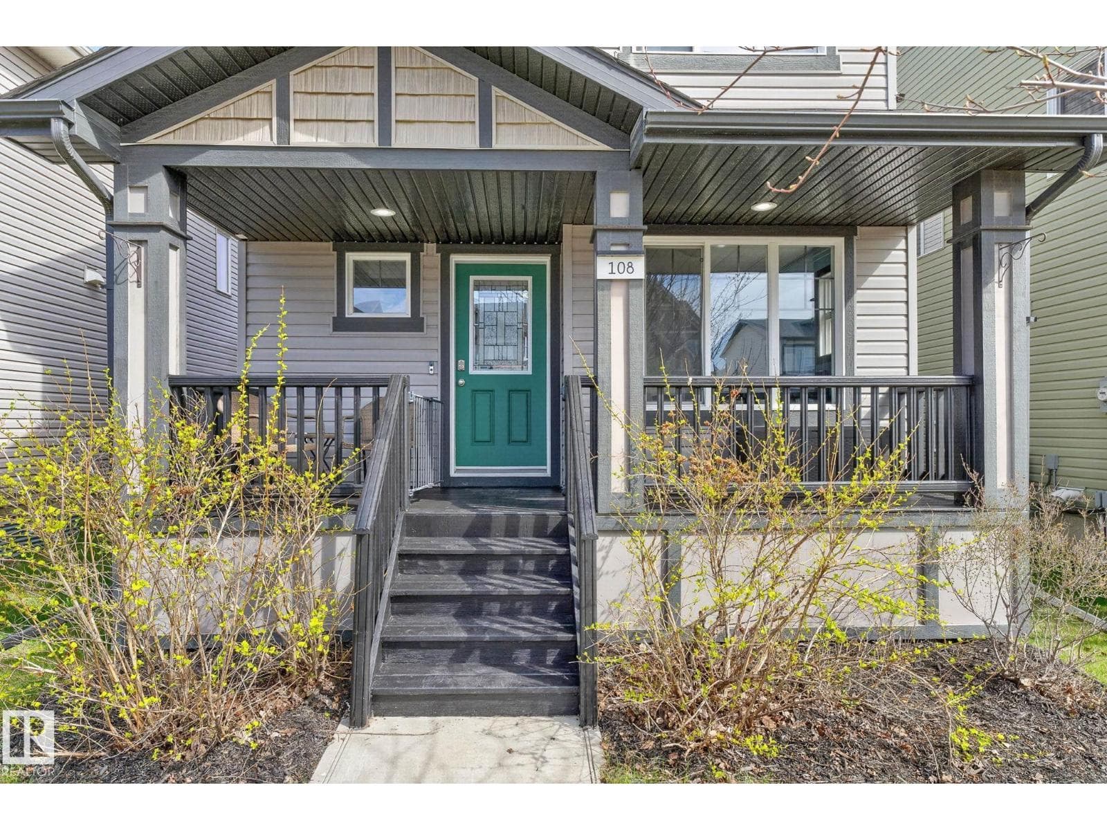 108 HEWITT CI — photo 2
