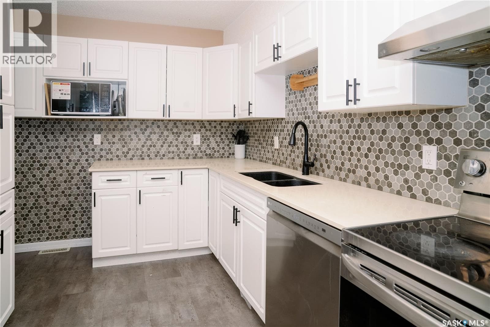 416 510 Prairie AVENUE — photo 3