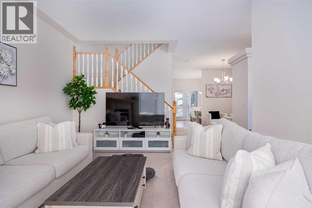 81 Sierra Morena Landing SW — photo 5
