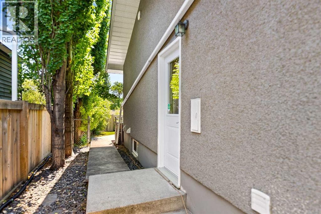 7220 Farrell Road SE — photo 4