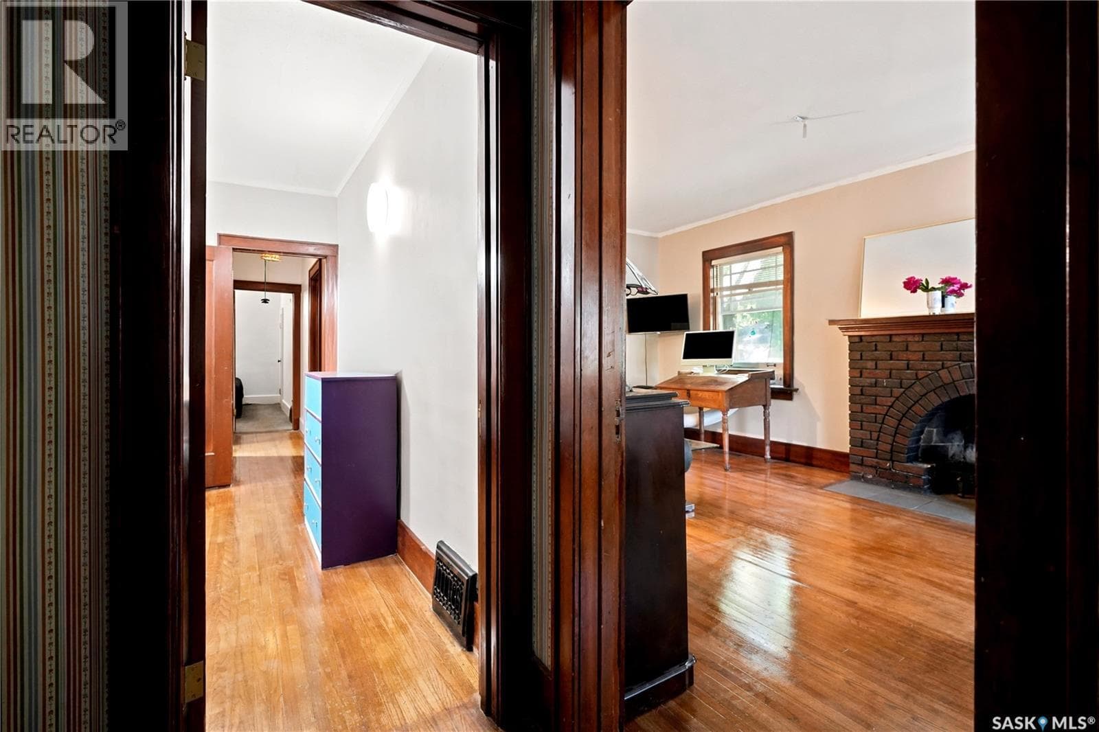 3300 Victoria AVENUE — photo 4