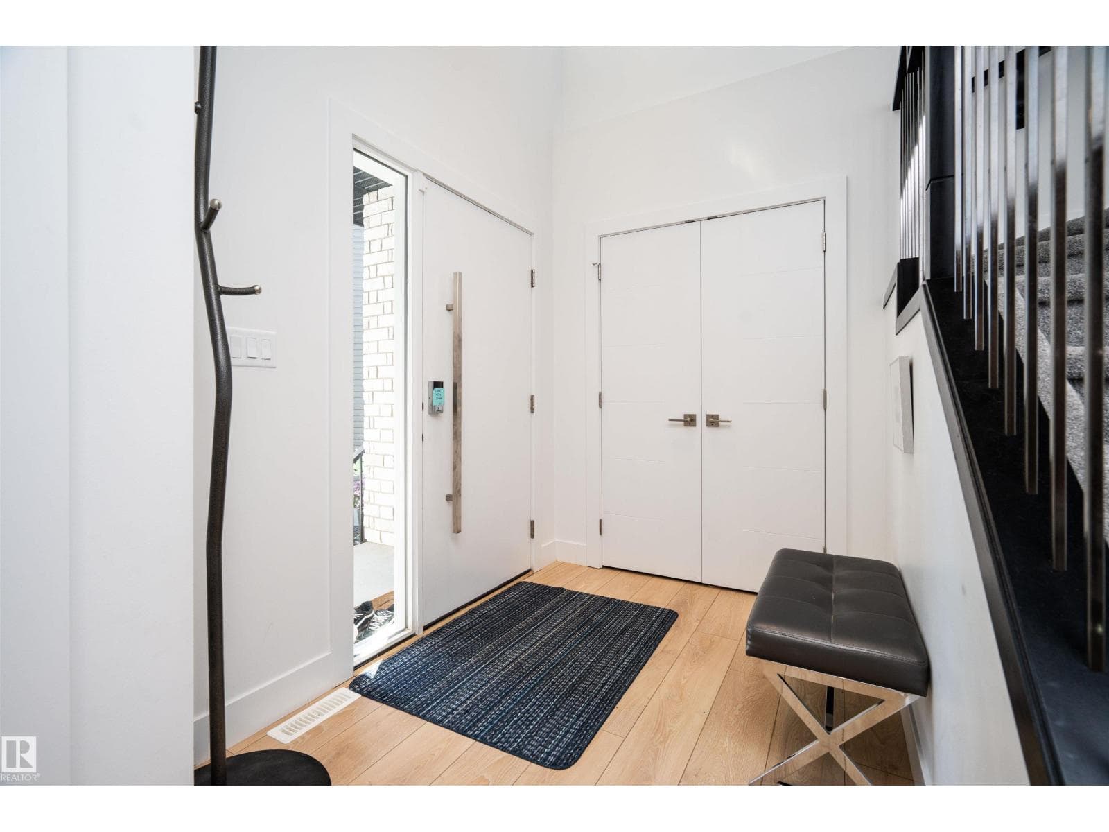 4714 CHARLES BAY SW — photo 3