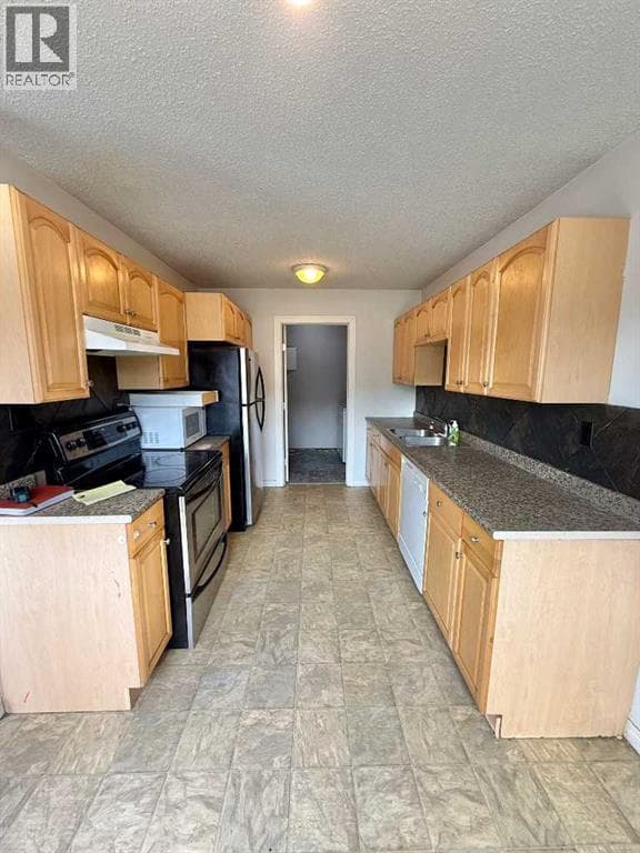 33, 101 Mill Street — photo 2