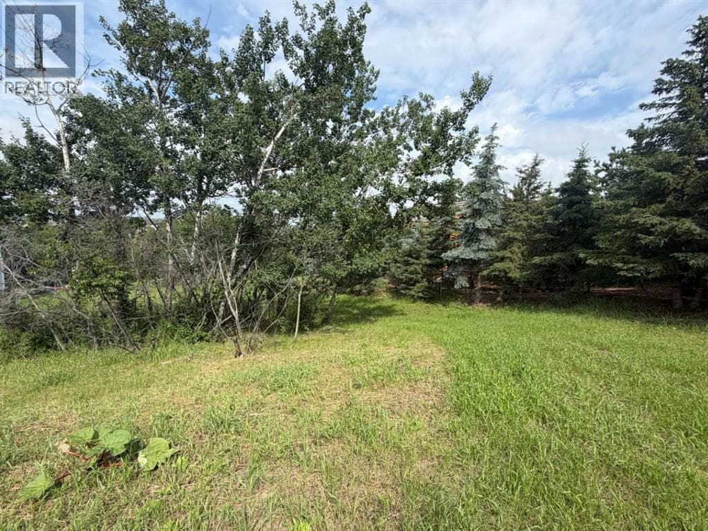 5108 42A Street Close — photo 2
