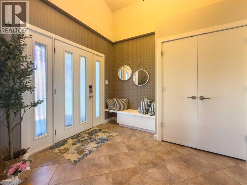 534 Canyon Cove W — photo 3