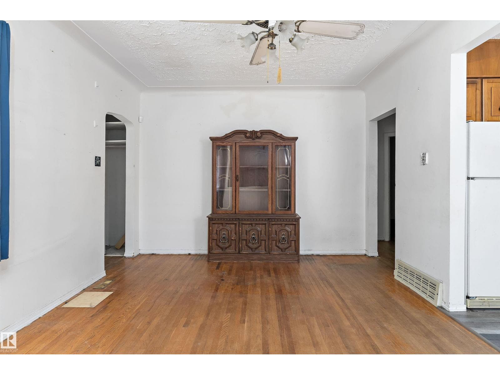 11619 123 ST NW — photo 5