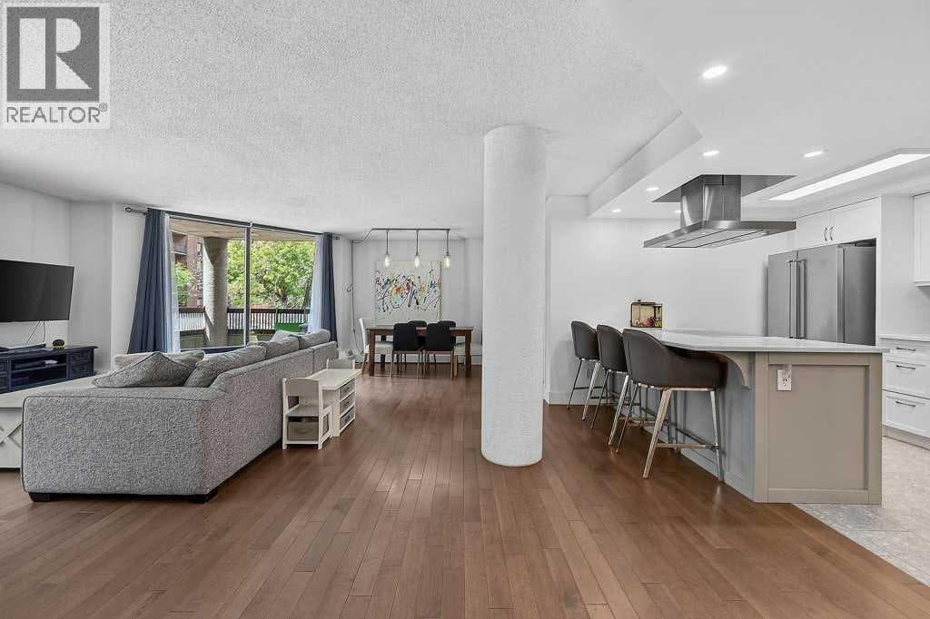 230, 1304 15 Avenue SW — photo 2