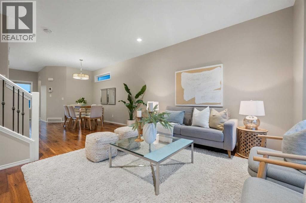 115 Evansborough Crescent NW — photo 5