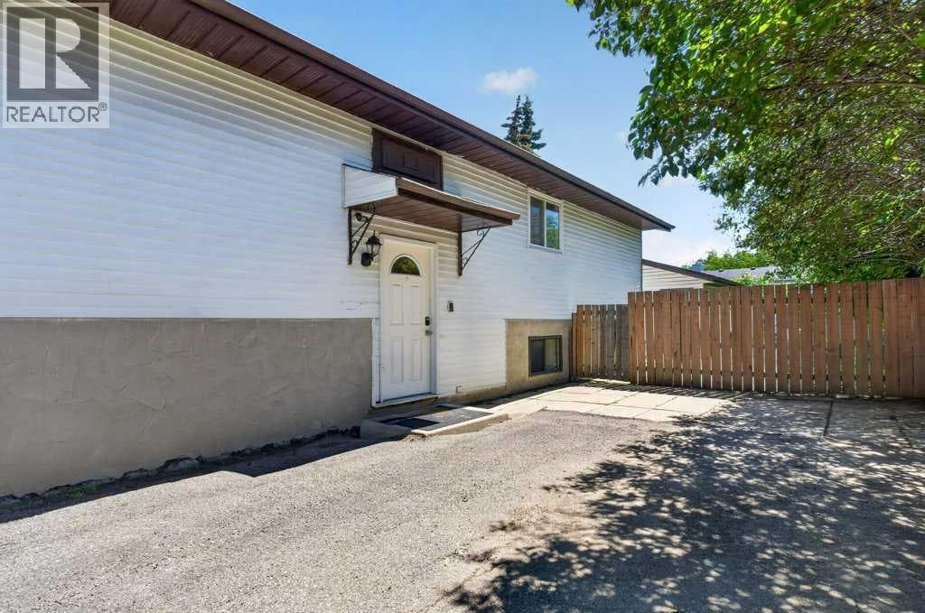 20 McKinley Road SE — photo 3