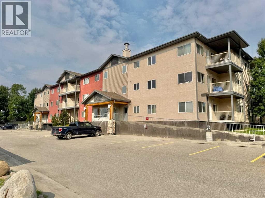 305, 109 Seabolt Drive