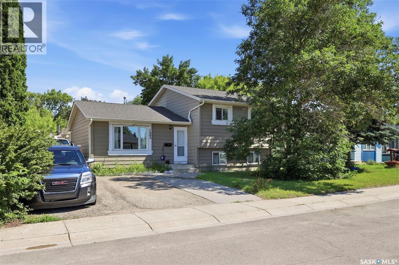 123 Kirkpatrick CRESCENT — photo 2