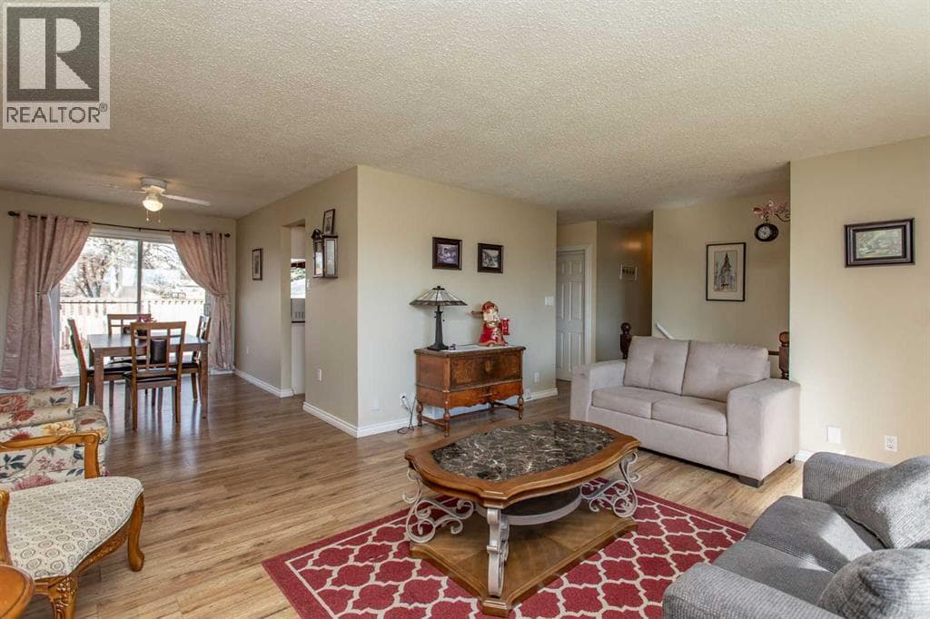 62 Nance Avenue — photo 4