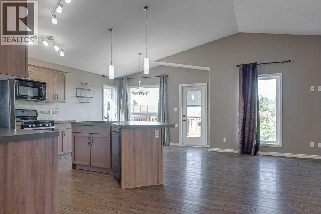 84 Windermere Close — photo 5