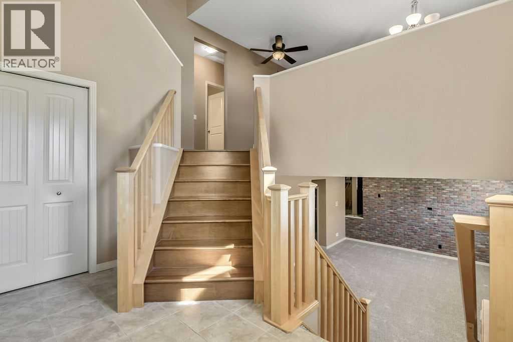 100 Hawkmere Way — photo 4
