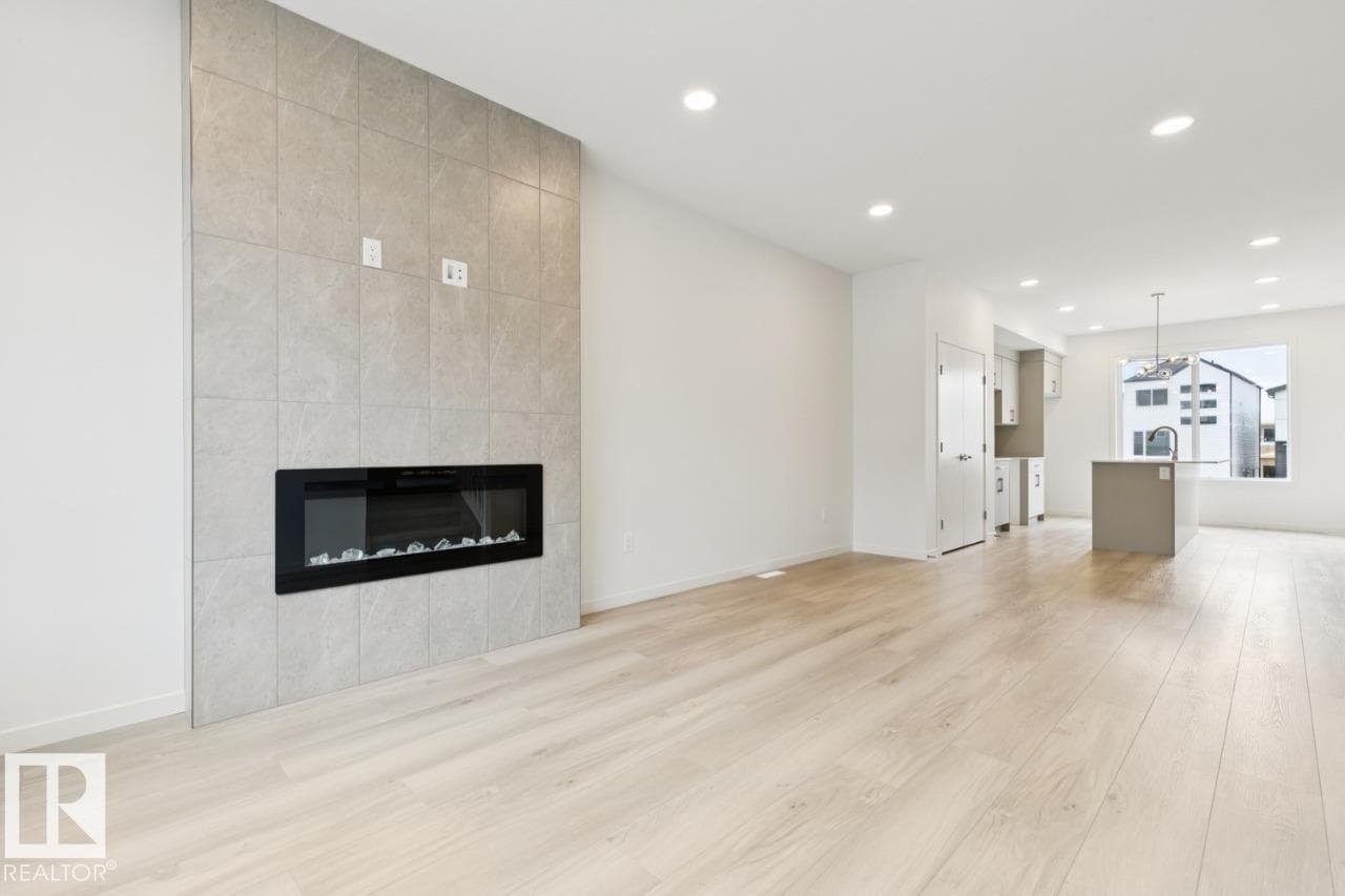 7524 KLAPSTEIN LINK LI SW — photo 5