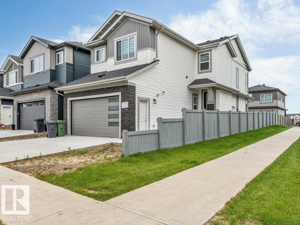 #3525 42 Ave — photo 3