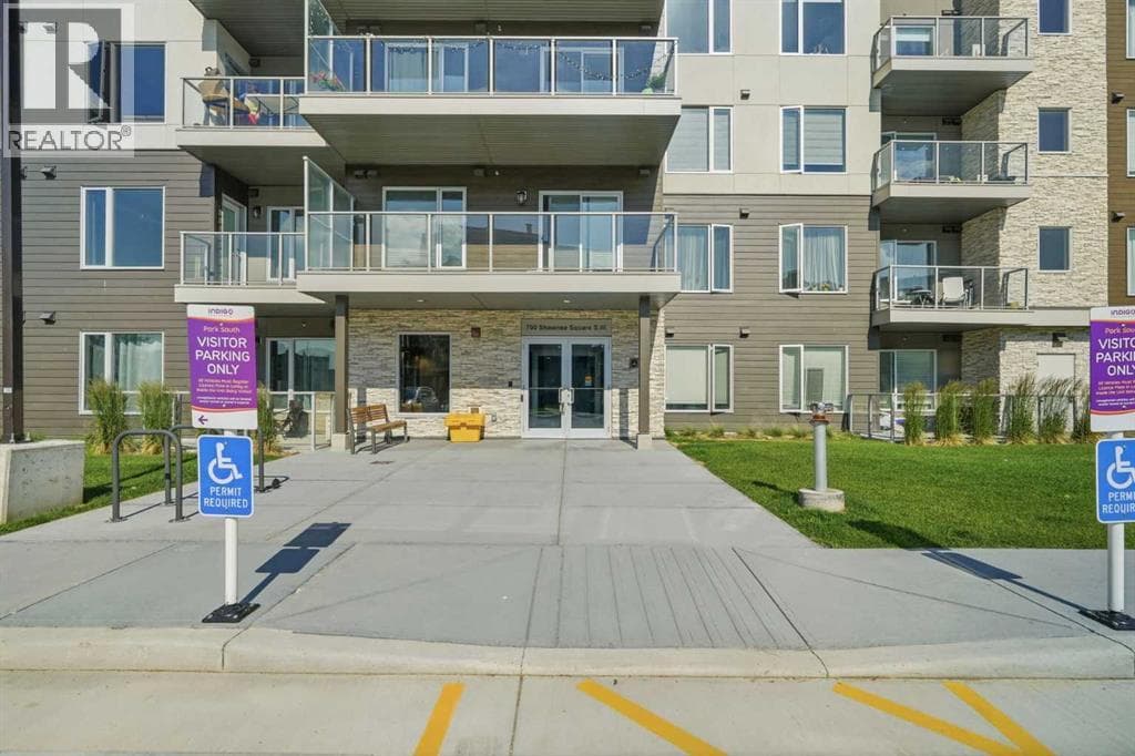 109, 700 Shawnee Square SW — photo 3
