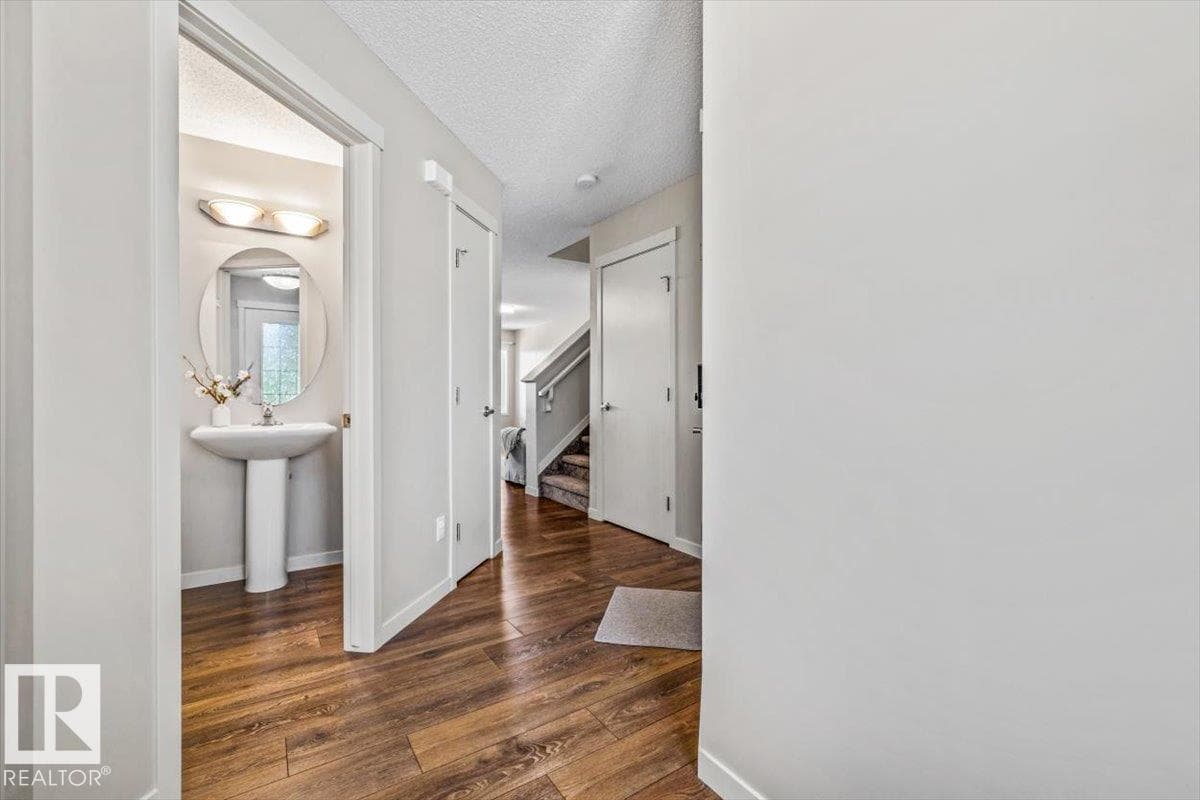 7281 ARMOUR CR SW — photo 3
