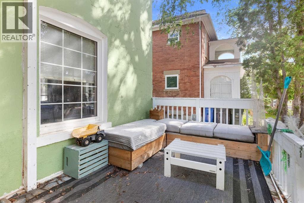 528 Dundee Street SE — photo 3