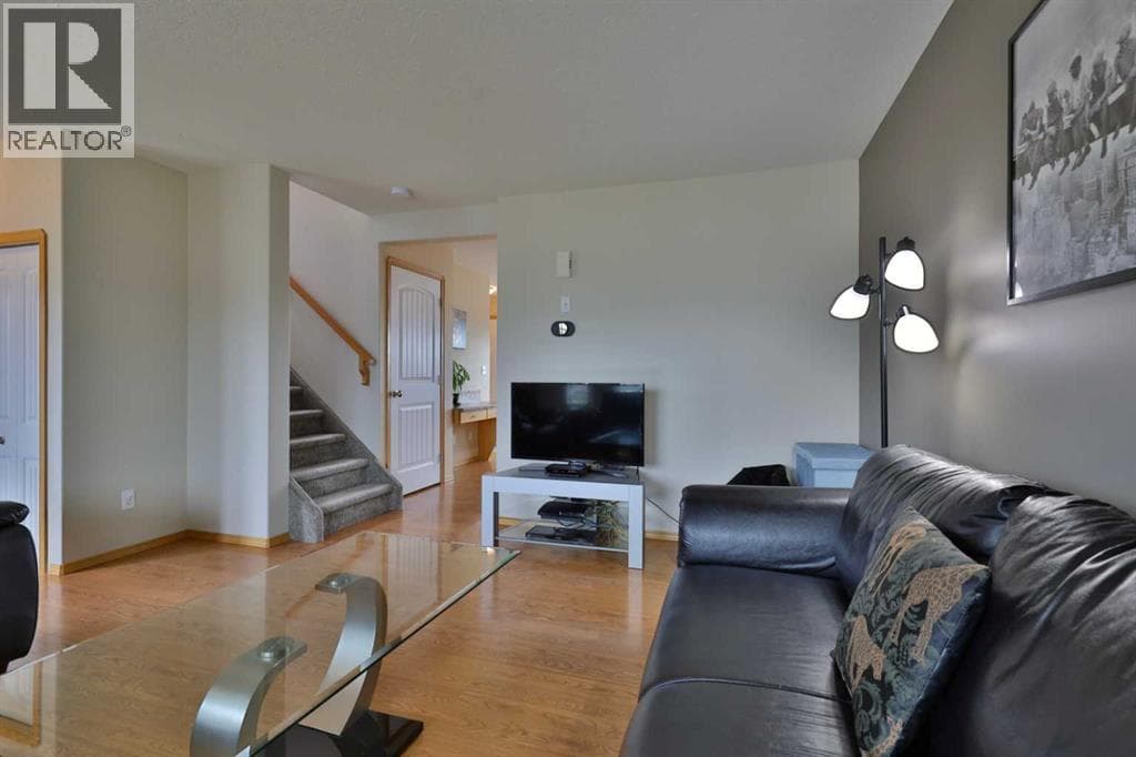 4513 73A Street — photo 5
