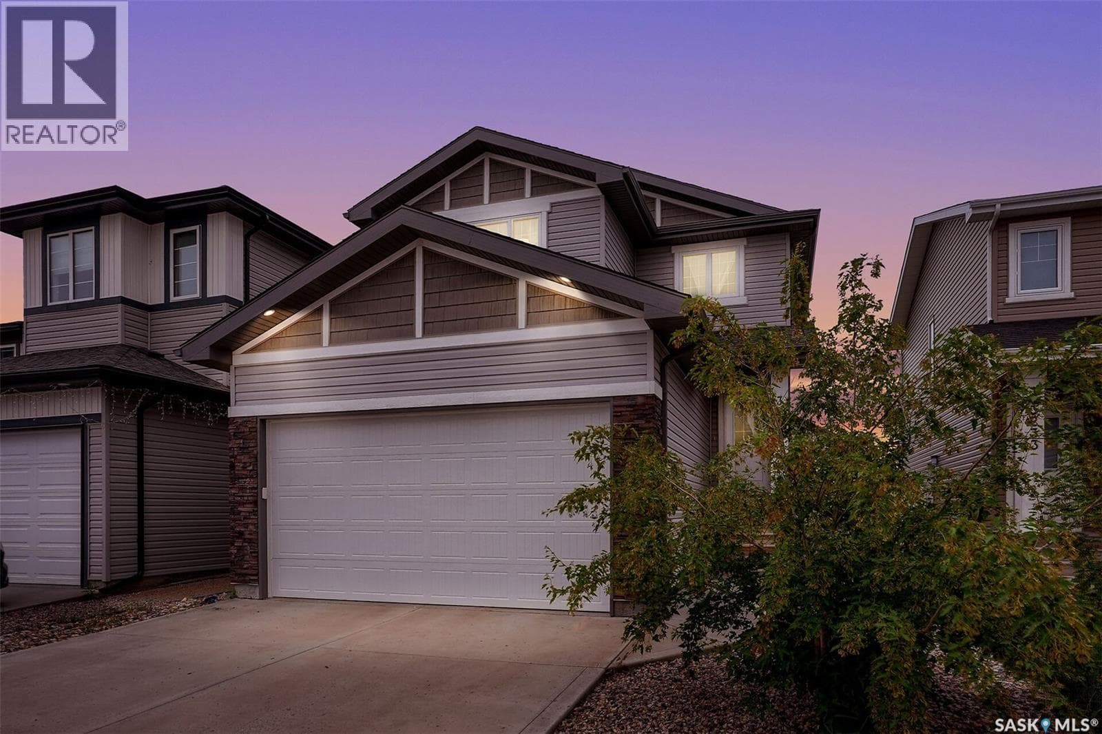 3229 Green Water DRIVE