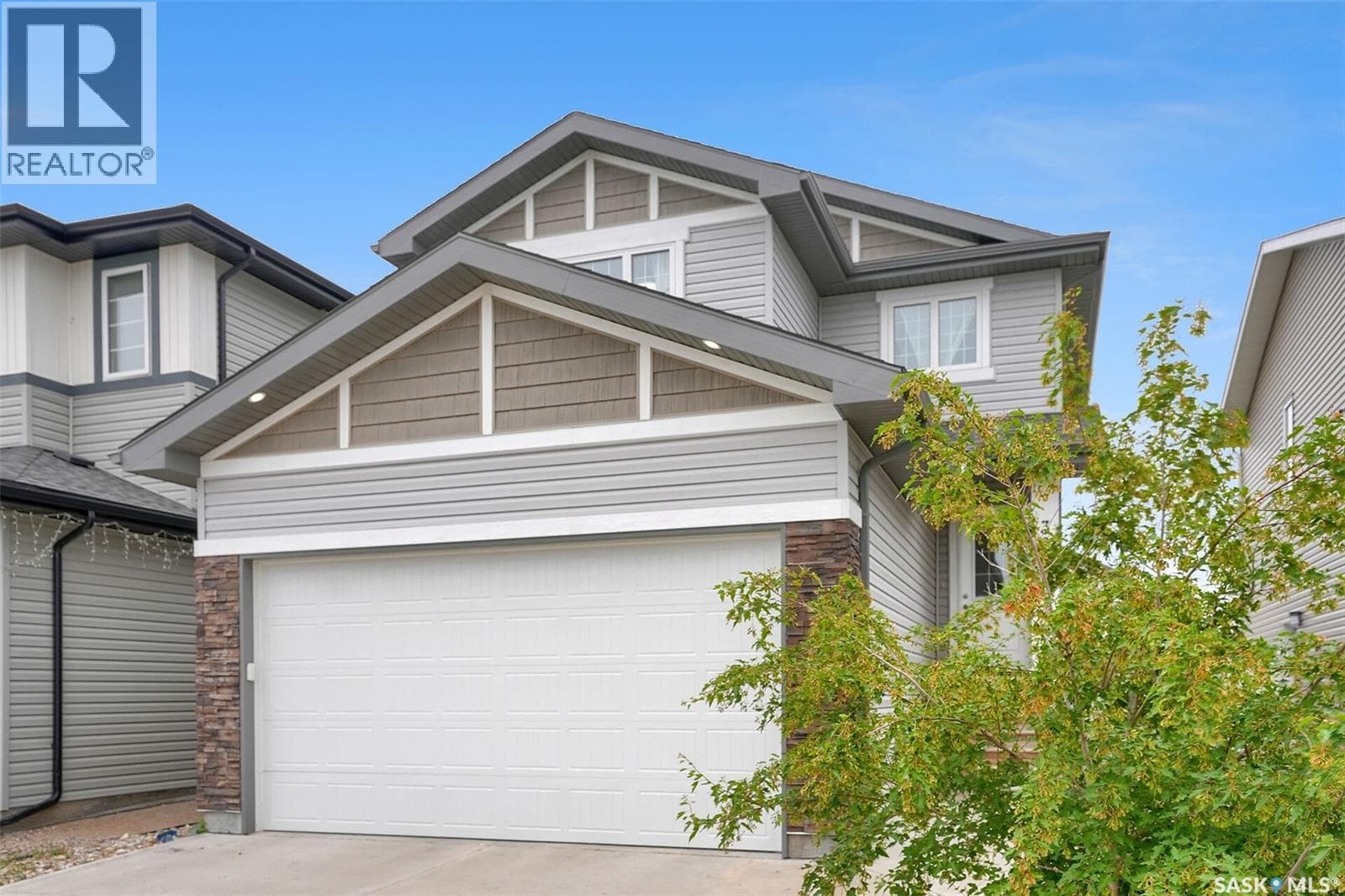 3229 Green Water DRIVE — photo 3