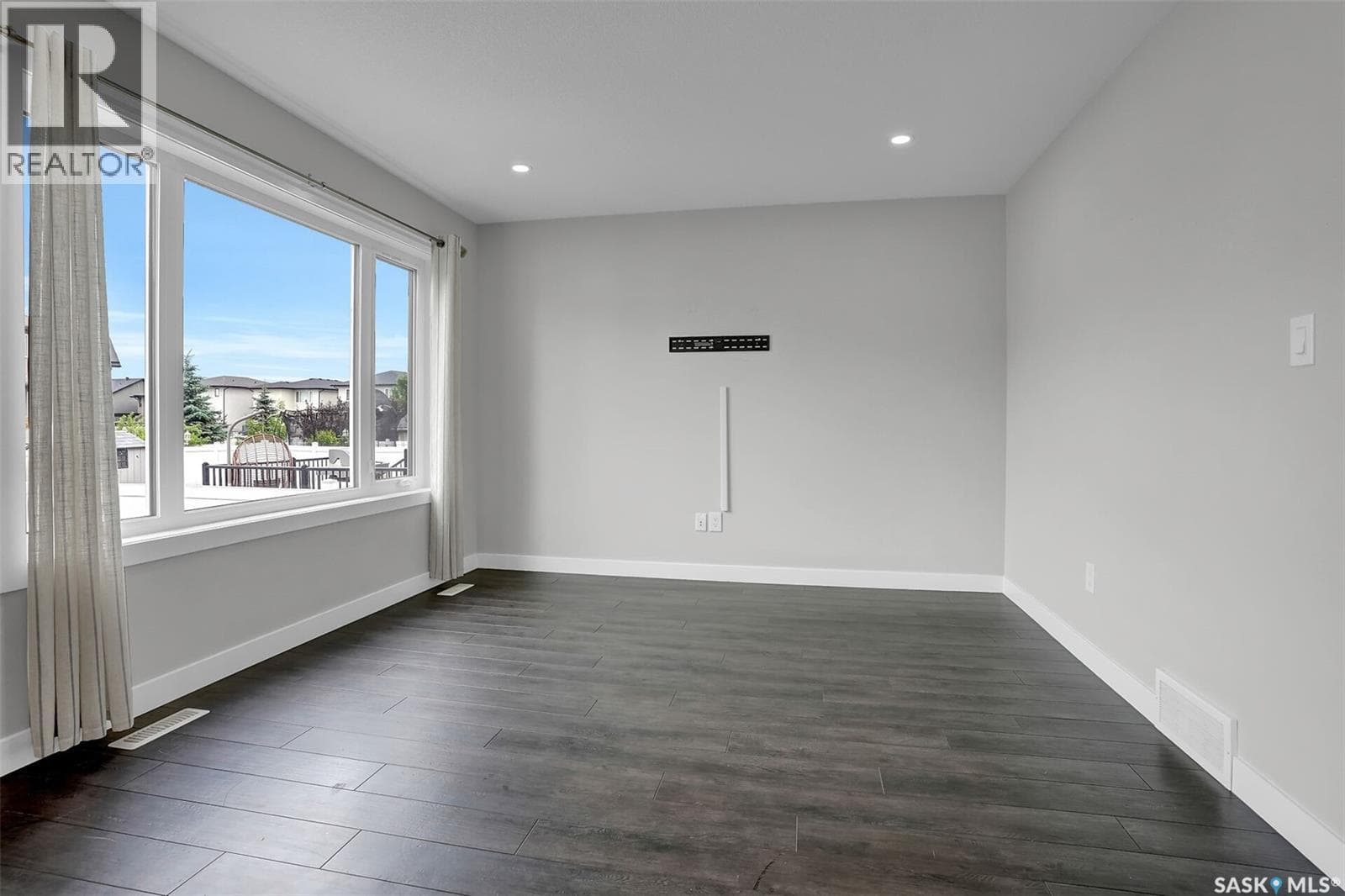 3229 Green Water DRIVE — photo 5