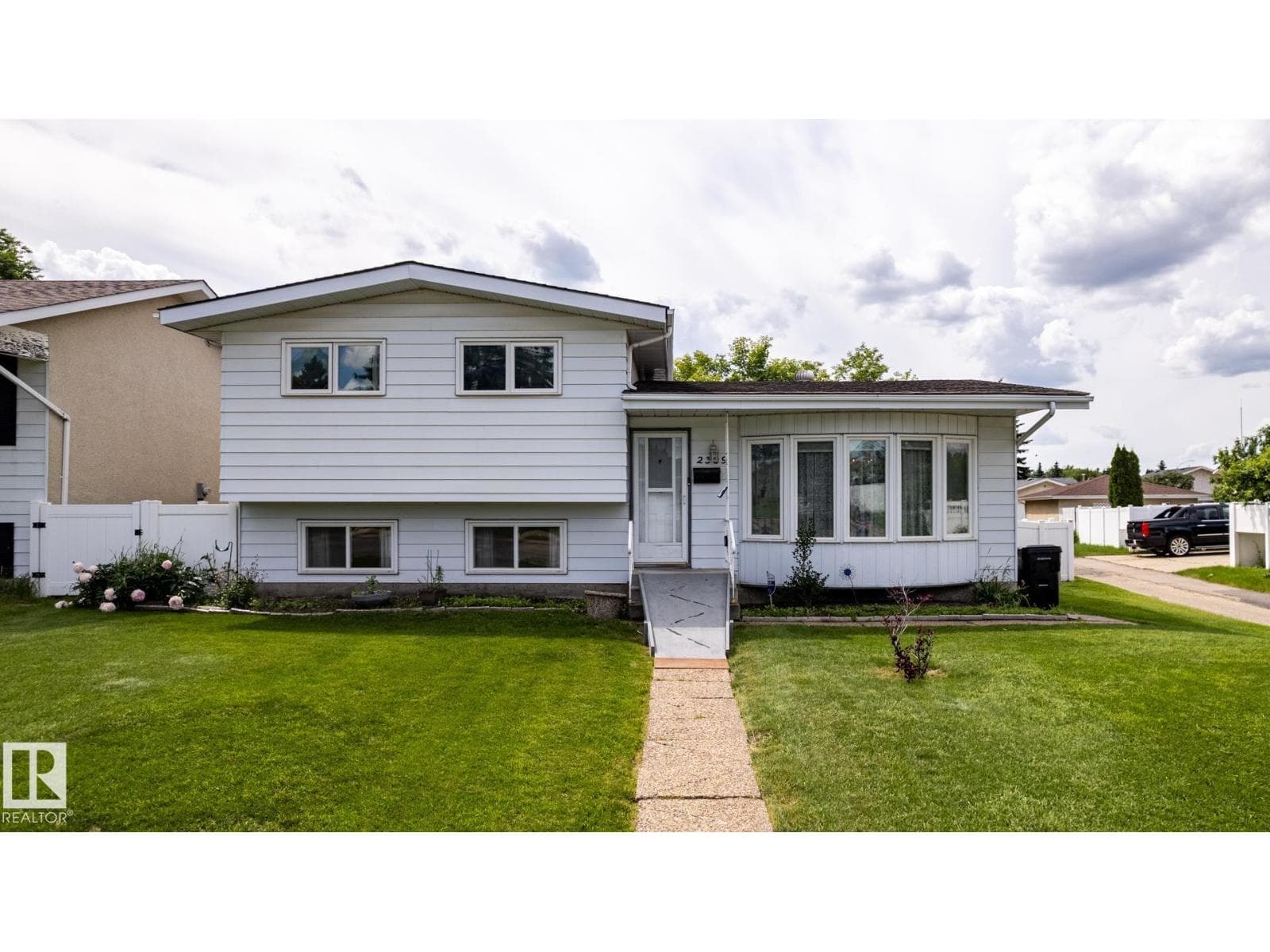 2309 MILLBOURNE RD W NW