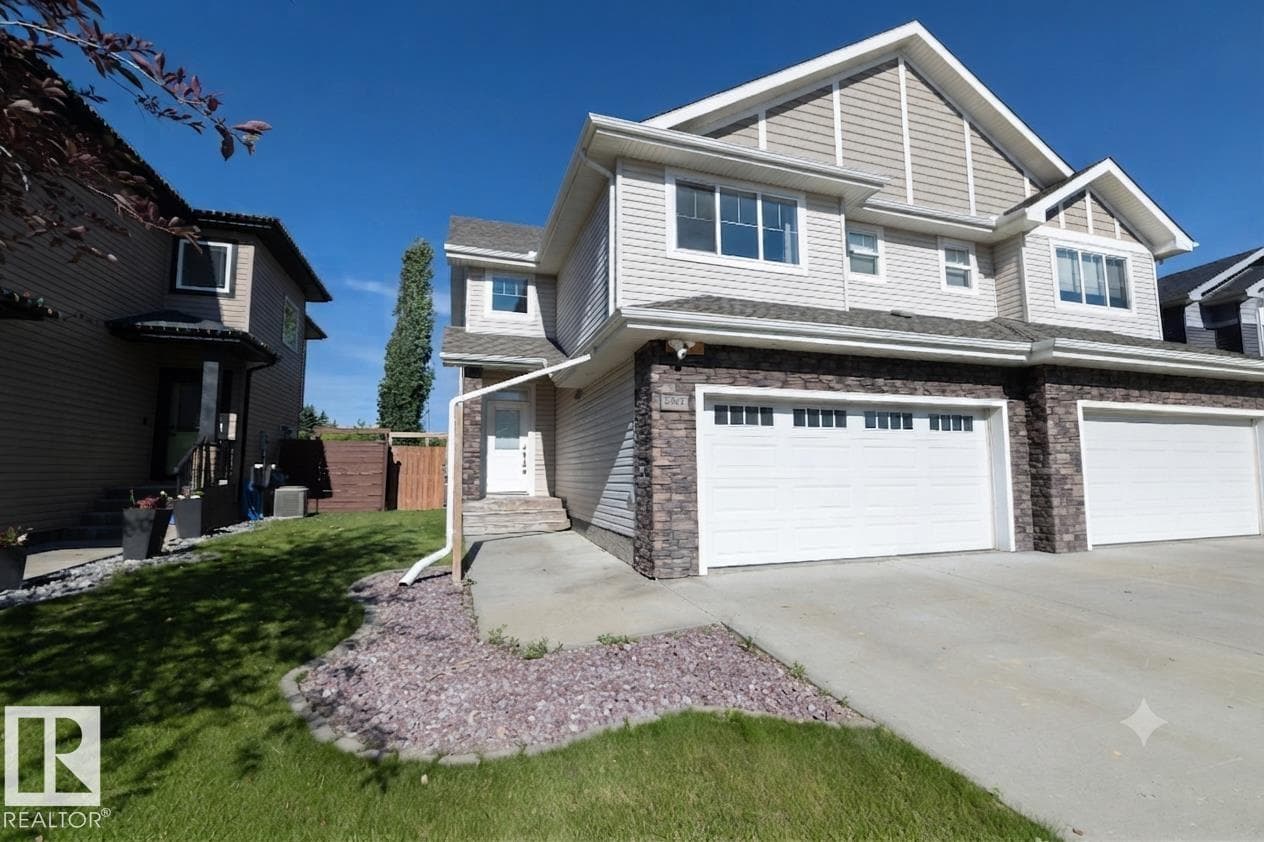 3302 67 ST