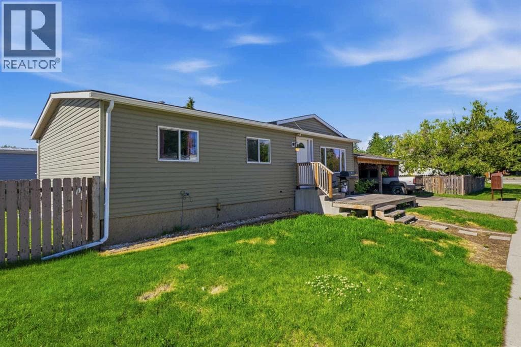 89 Spring Haven Close SE — photo 4