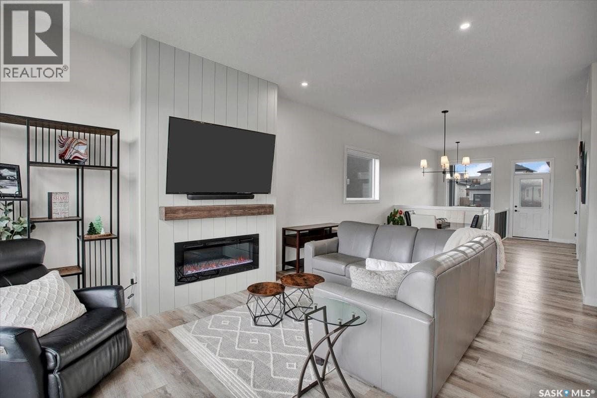 223 Hamm CRESCENT — photo 3