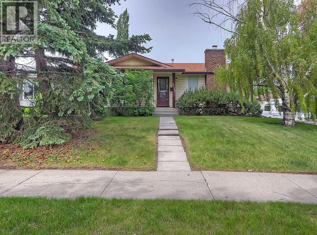3135 60 Street NE — photo 2