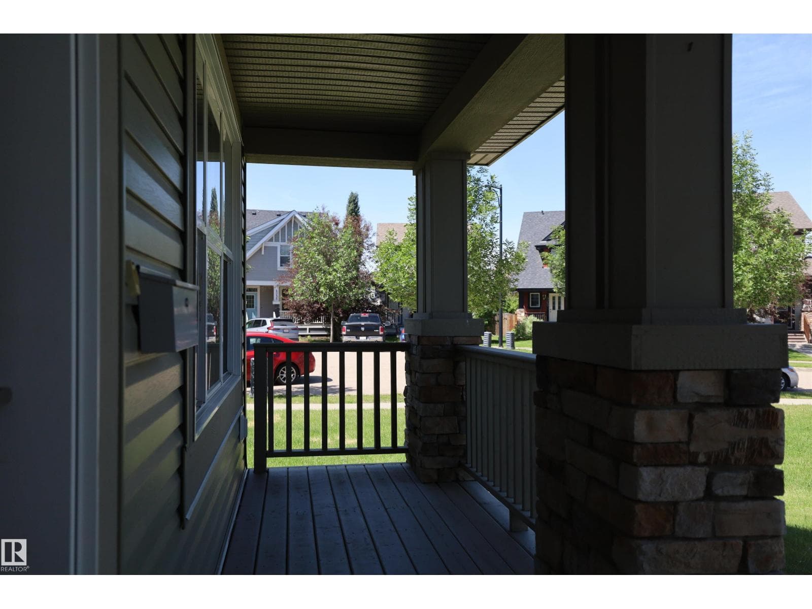 4044 ALEXANDER WY SW — photo 3