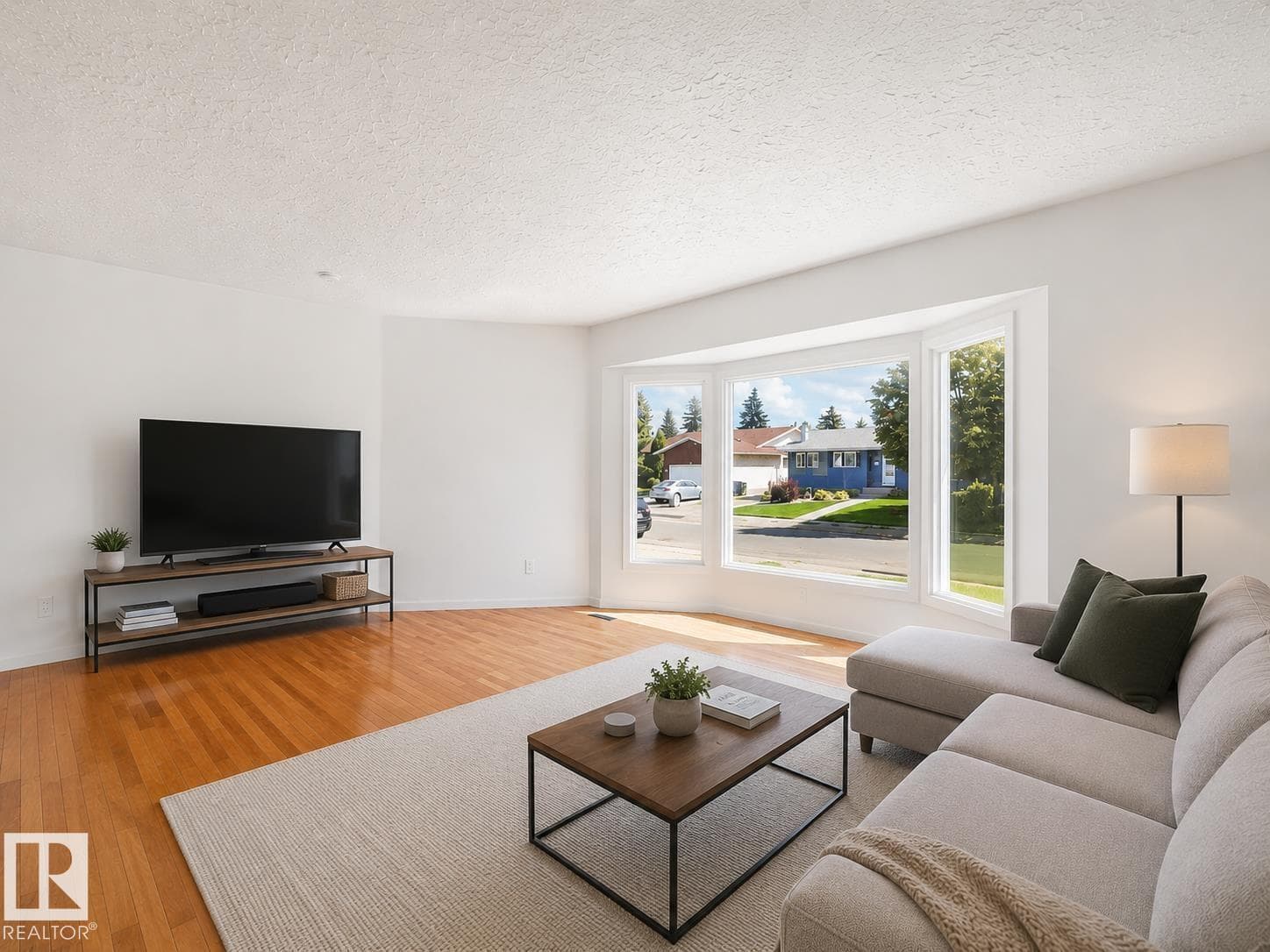 11616 158 AV NW NW — photo 3